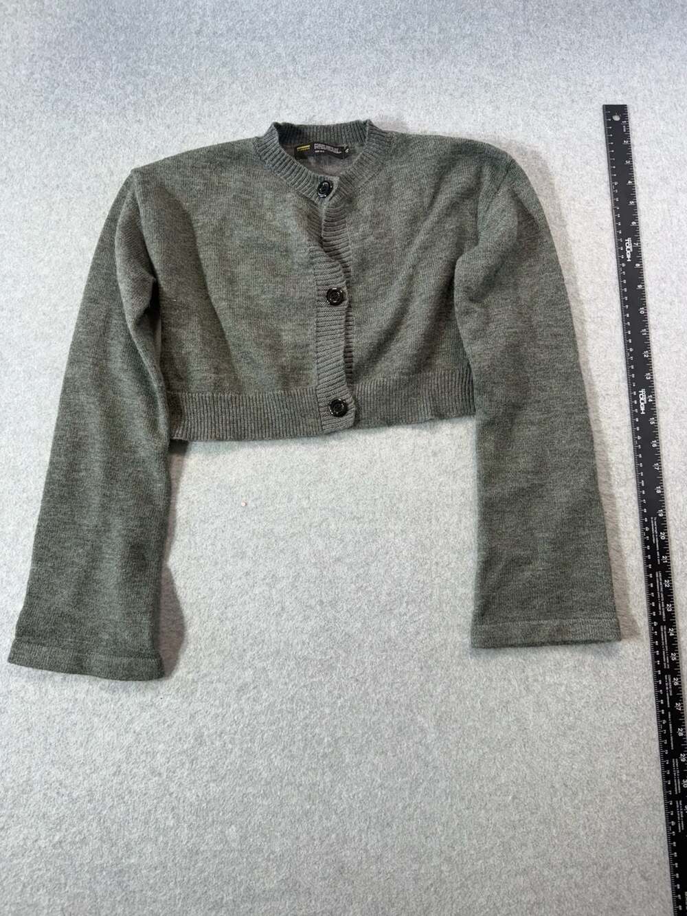 Finesse Gray Cropped Button-Up Cardigan Sweater‎ Size XS/S